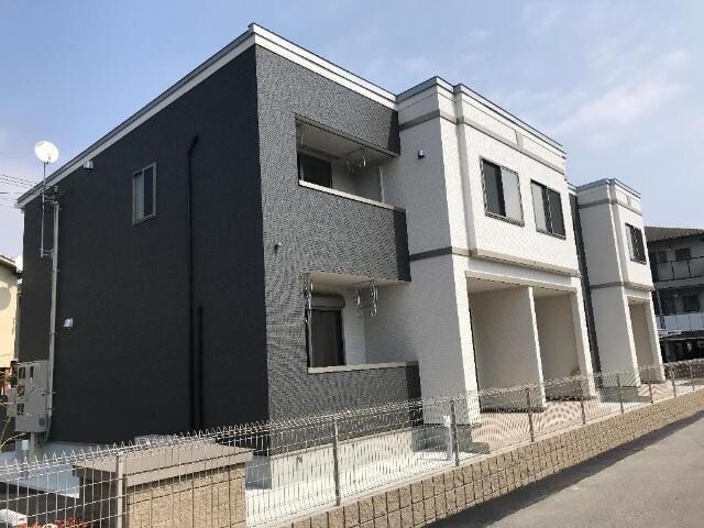 物件外観写真1　(外観写真（昼）)