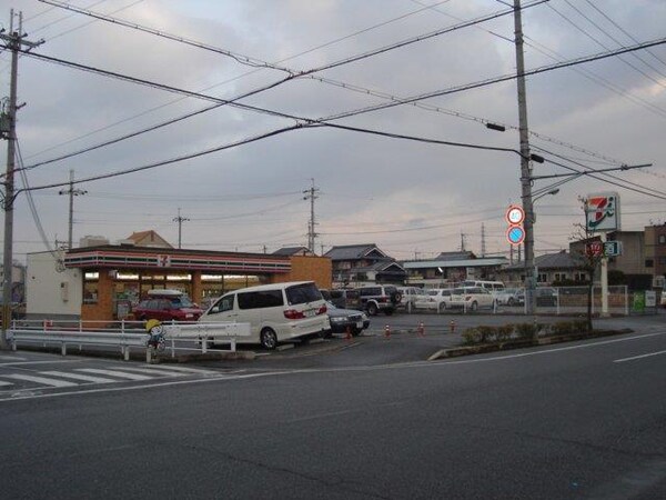 居室(セブンイレブン三田西山1丁目店まで166ｍ)