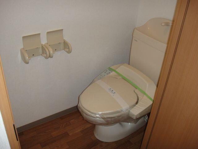 物件内観写真5　(ＷＣ(温水洗浄便座))