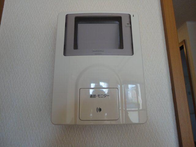 物件内観写真8　(カメラ付インターホン)
