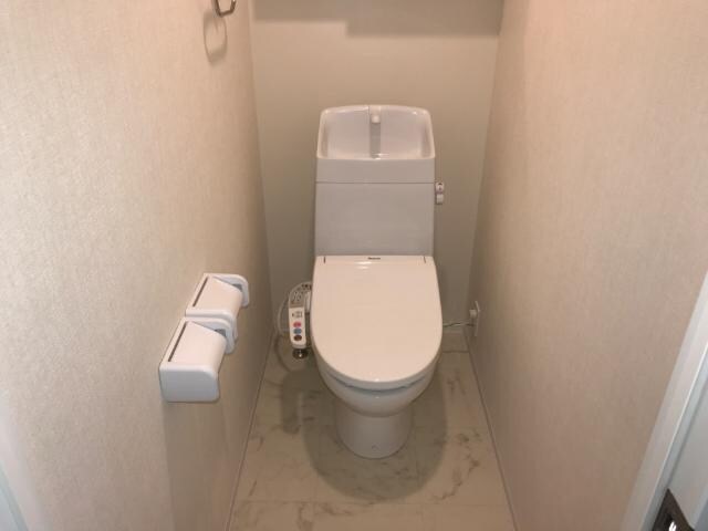 物件内観写真6　(シャワー付トイレ（イメージ）)