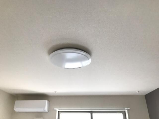 物件内観写真16　(居室照明（イメージ）)