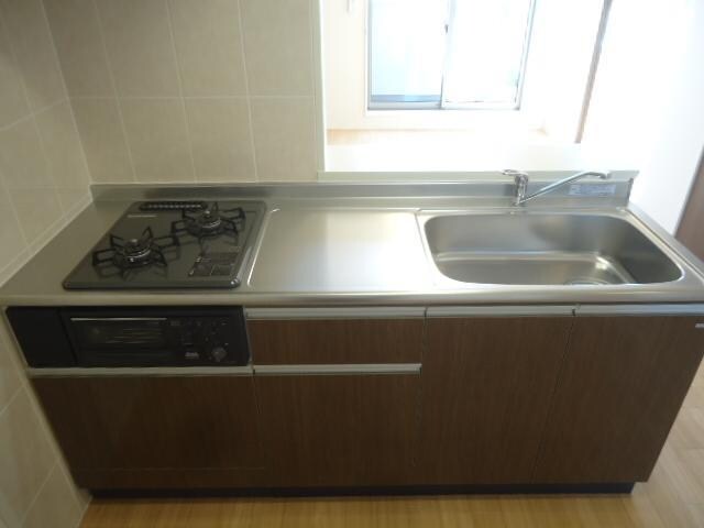 物件内観写真5　(システムキッチン)