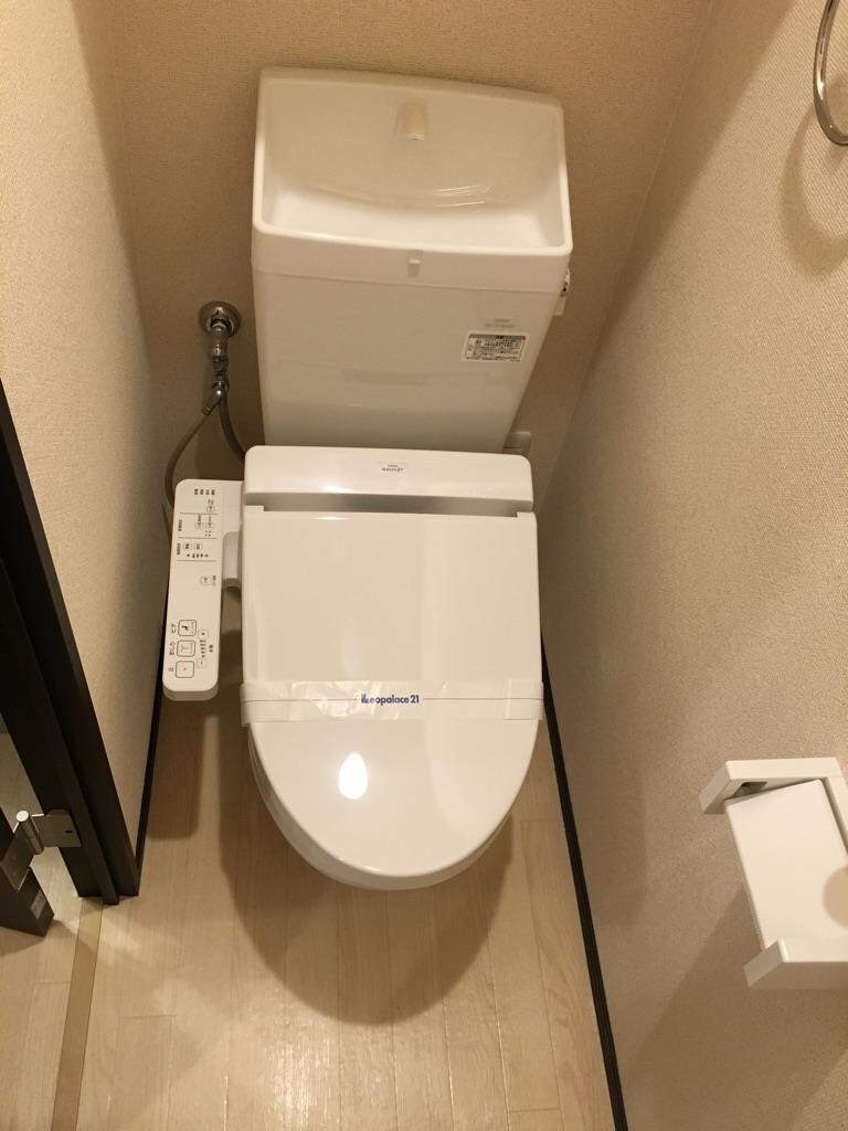 物件内観写真6　(温水便座付き♪)