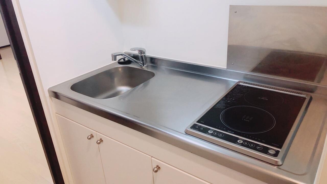 物件内観写真3　(IH対応コンロ)