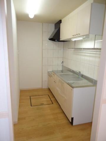 物件内観写真3　(キッチン)