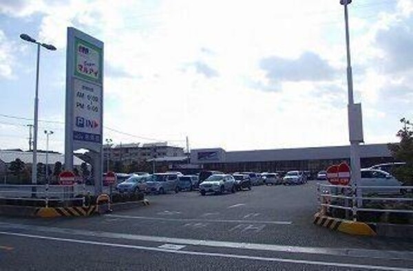 居室(マルアイ白浜店まで500m)