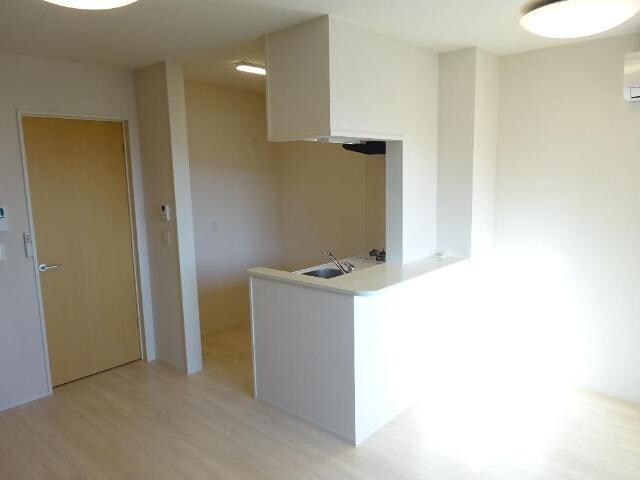 物件内観写真14　(室内)