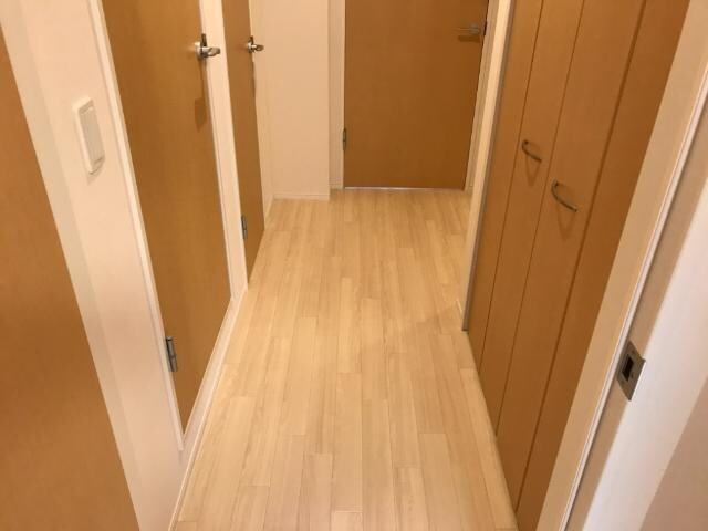 物件内観写真15　(廊下)