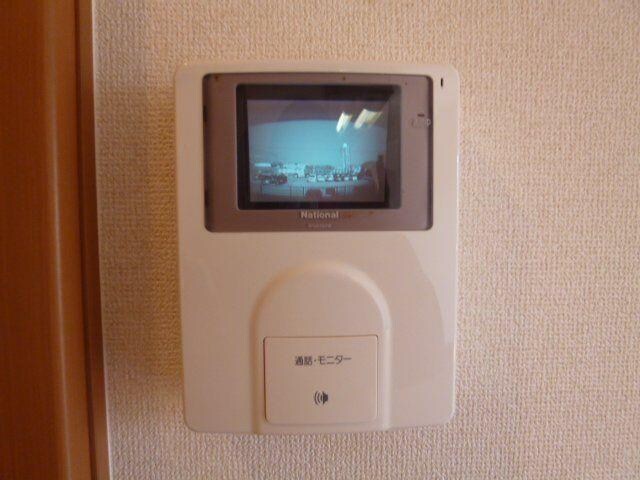物件内観写真10　(カメラ付インターホン)