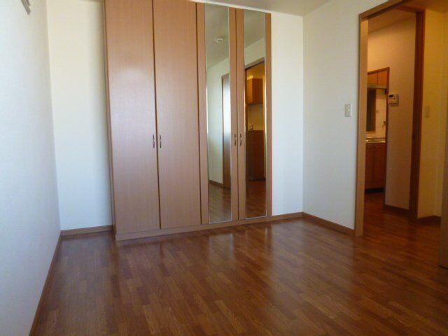 物件内観写真15　(洋室)