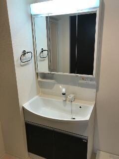 物件内観写真7　(洗面)