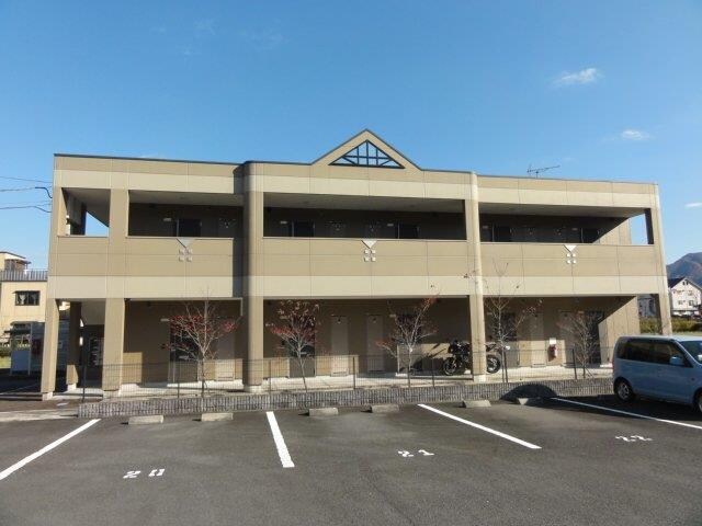 物件外観写真1　(外観写真（昼）)