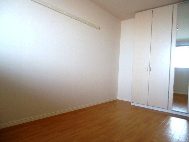 物件内観写真15　(洋室)