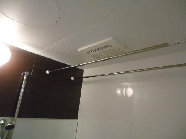 物件内観写真16　(浴室乾燥機)