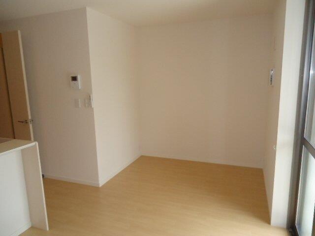 物件内観写真12　(リビング)