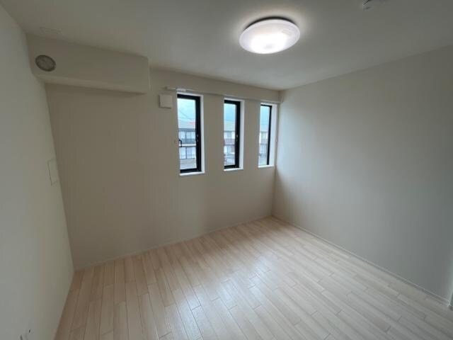 物件内観写真14　(室内)