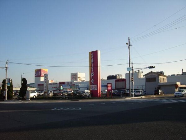 居室(大型スーパーまで2,000ｍ)