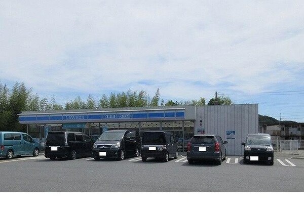 居室(ローソン篠山インター店様まで640m)