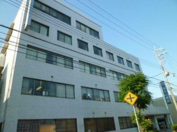 居室(医療法人社団医仁会譜久山病院まで1,672ｍ)
