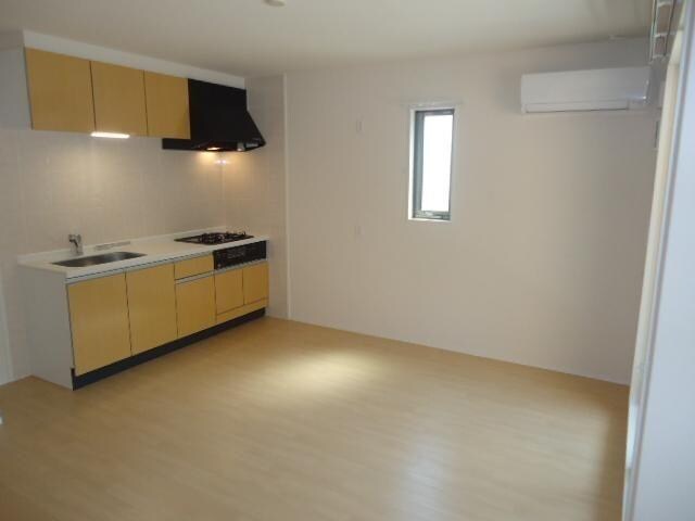 物件内観写真2　(リビング（イメージ）)