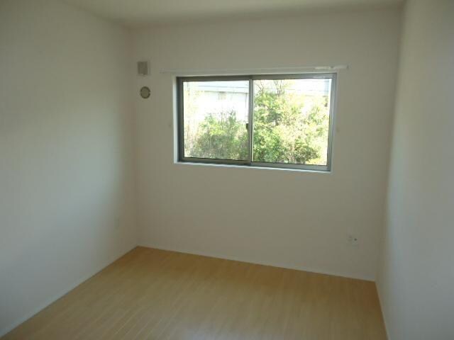 物件内観写真10　(室内)