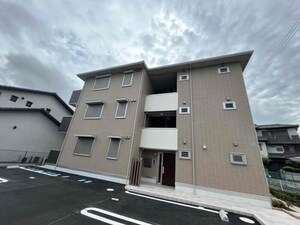 セルファ　メゾン外観写真