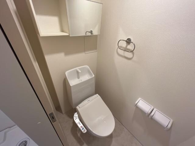 物件内観写真7　(トイレ)