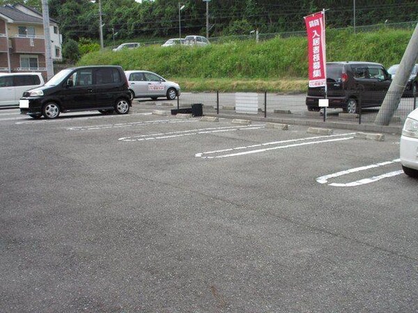 駐車場・駐輪場