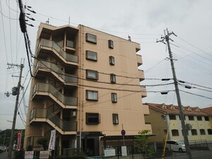 ルミナアーク外観写真