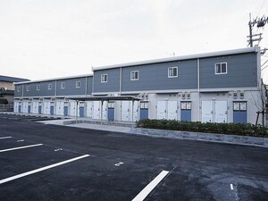 レオパレスエコハウス華園外観写真
