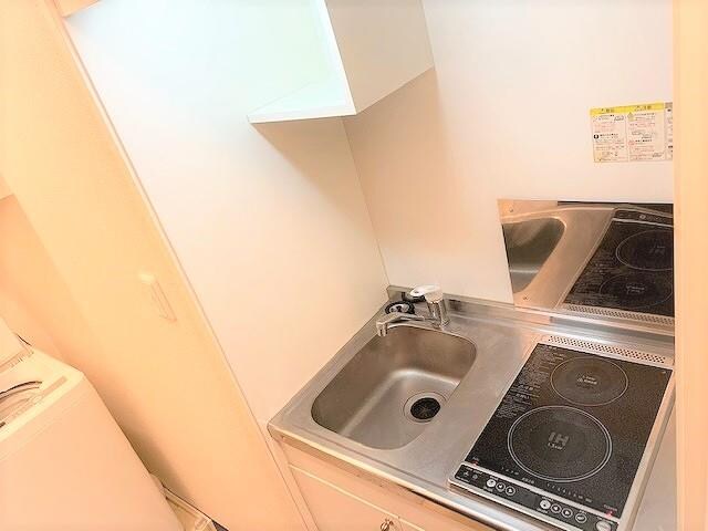 物件内観写真4　(２口コンロでお料理の幅も広がります)