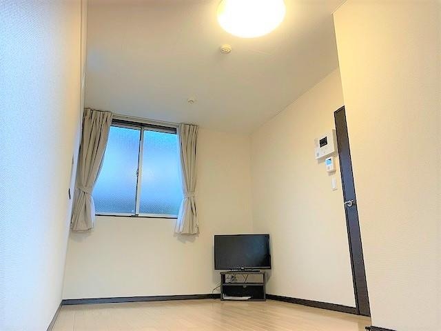 物件内観写真9　(１Ｆフローリング仕様　2Ｆカーペット仕様)