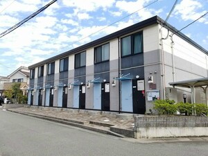レオパレスセラフII外観写真