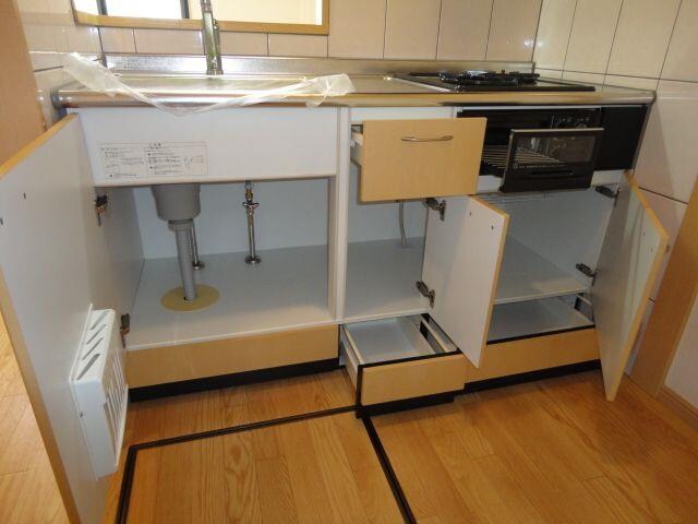 物件内観写真8　(システムキッチン（オープン時）)