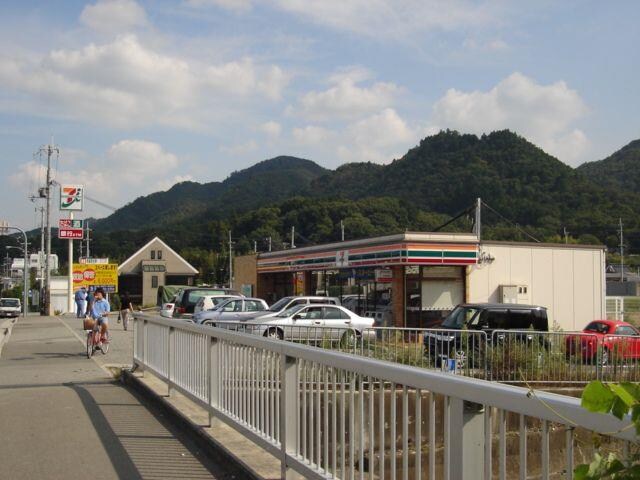 物件内観写真12　(コンビニまで640ｍ)