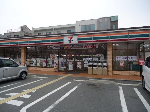 居室(セブンイレブン加西北条横尾店まで582ｍ)