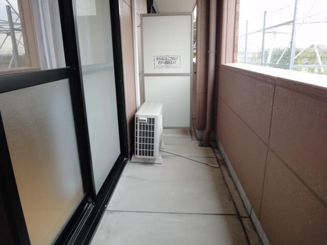 物件内観写真10　(ベランダ)