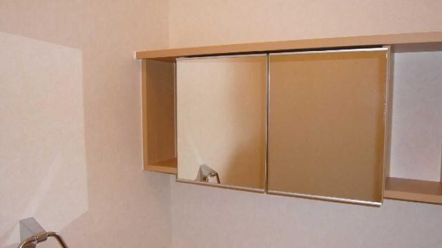 物件内観写真8　(ＷＣ収納)