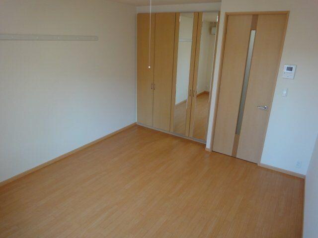 物件内観写真12　(洋室)