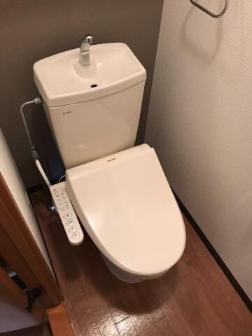 物件内観写真6　(トイレ)