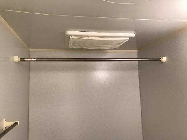 物件内観写真16　(浴室乾燥機)