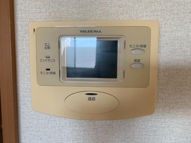 物件内観写真9　(カメラ付インターホン)