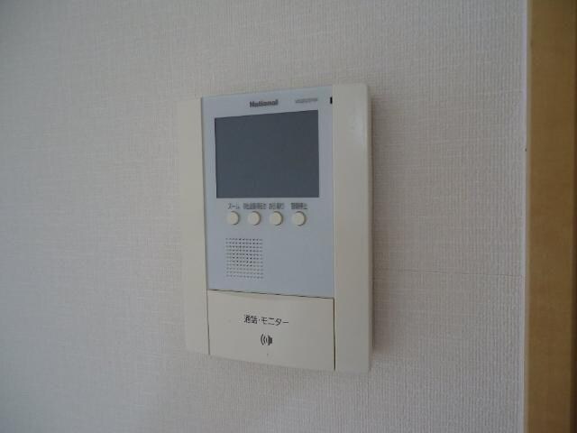 物件内観写真9　(カメラ付インターホン)