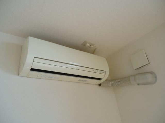 物件内観写真10　(エアコン)