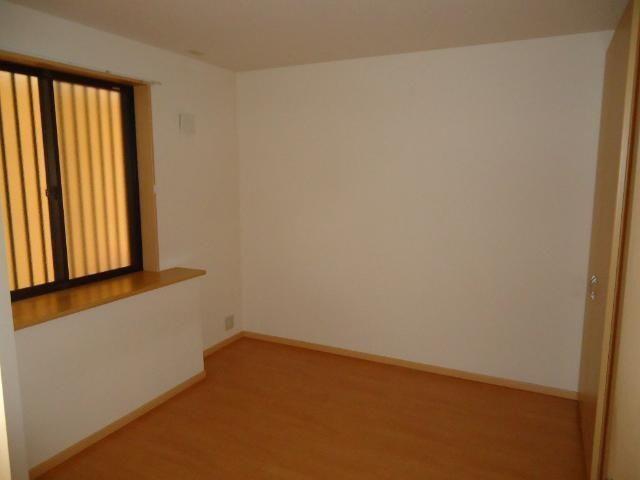 物件内観写真16　(洋室)