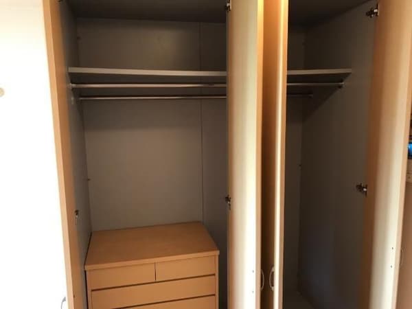 収納(上棚　引出し付きの大きな収納)