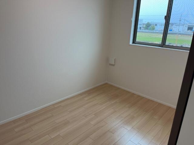 物件内観写真12　(室内)