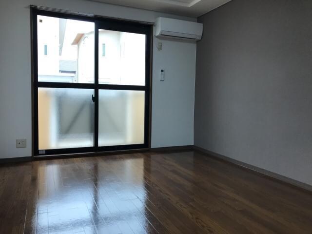 物件内観写真10　(室内)