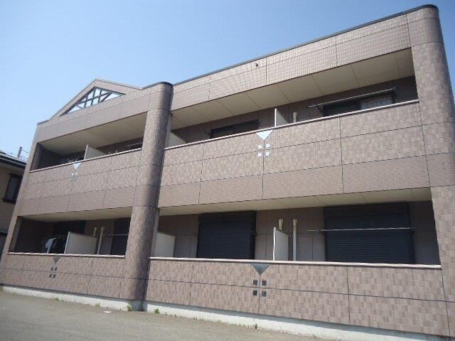 物件外観写真1　(外観写真（昼）)